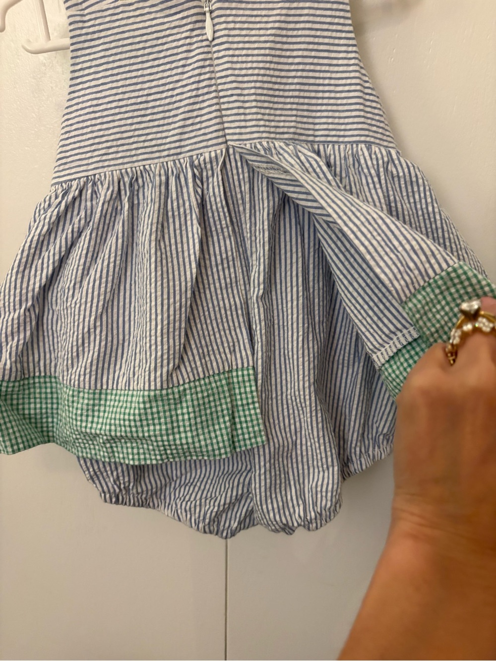 Florence Eiseman Blue Stripe Dress with Green Gingham Ties and Golf Appliqué - Picture 4 of 6